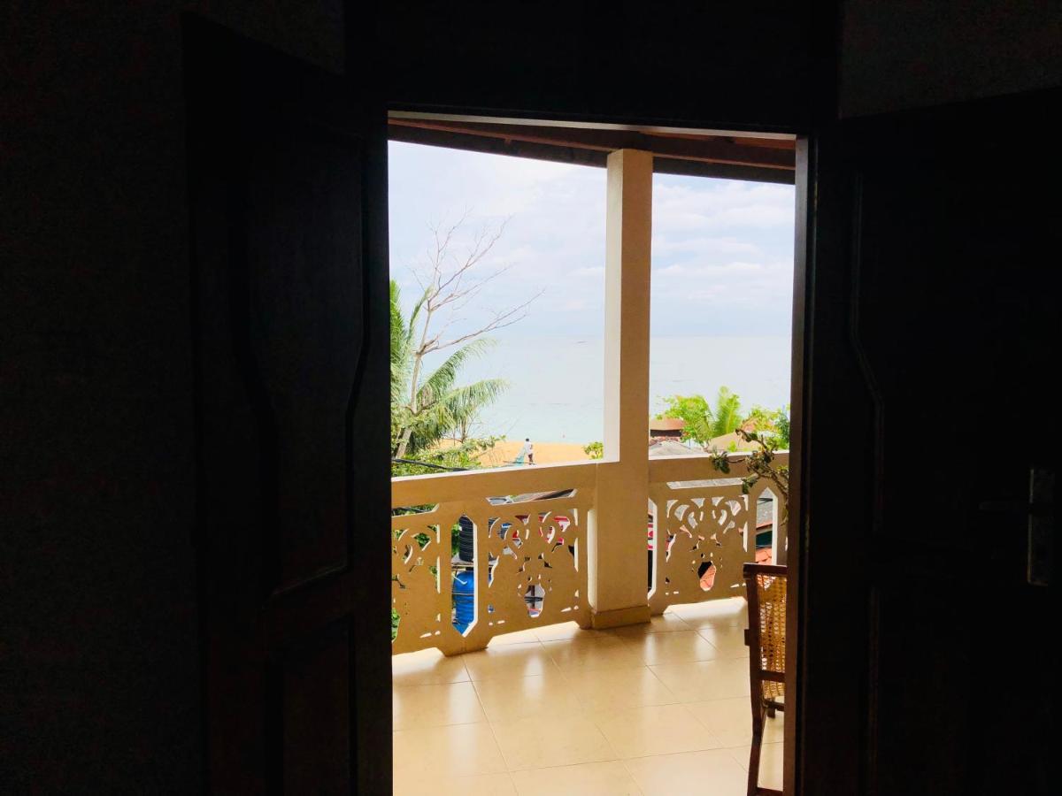 乌纳瓦图纳Blue Sea View住宿加早餐旅馆 外观 照片
